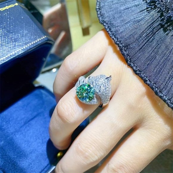 925 Sterling Silver 2 Carat Moissanite Ring - Picture 2 of 4